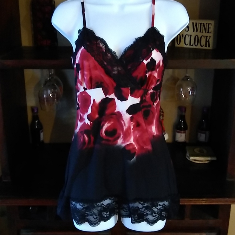 Sexy black rose with lace tank